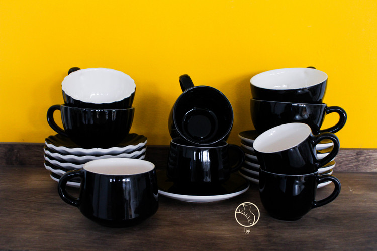 با هر رنگ و طرحی قابل سفارش هست.